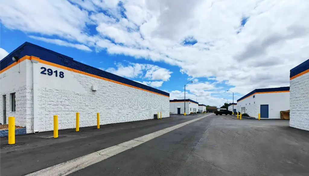 U.S. warehouse of Wizzisaunas with inventory ready for fast local shipping